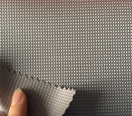 58/60&quot; Breite Mittleres Gewicht 100% Polyester Kation Drei Stränge Oxford Stoff 1680D